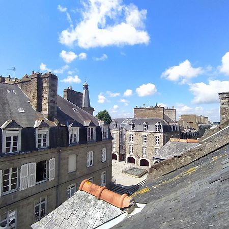 Le Nid - Fougeres Centre Historique公寓 外观 照片